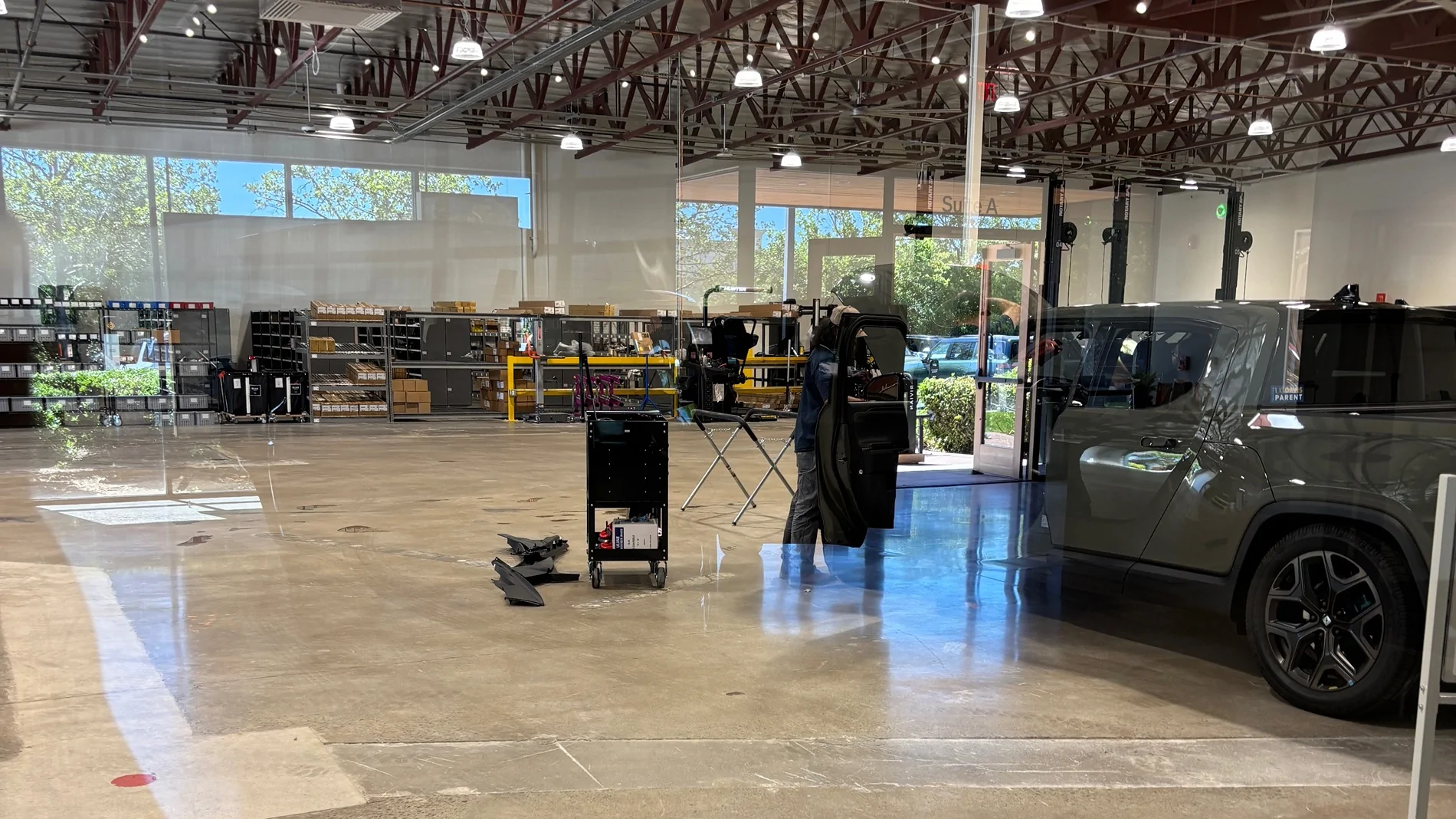 Rivian R1T R1S Finished R2 demo test drive? Share your review / impressions IMG_1139