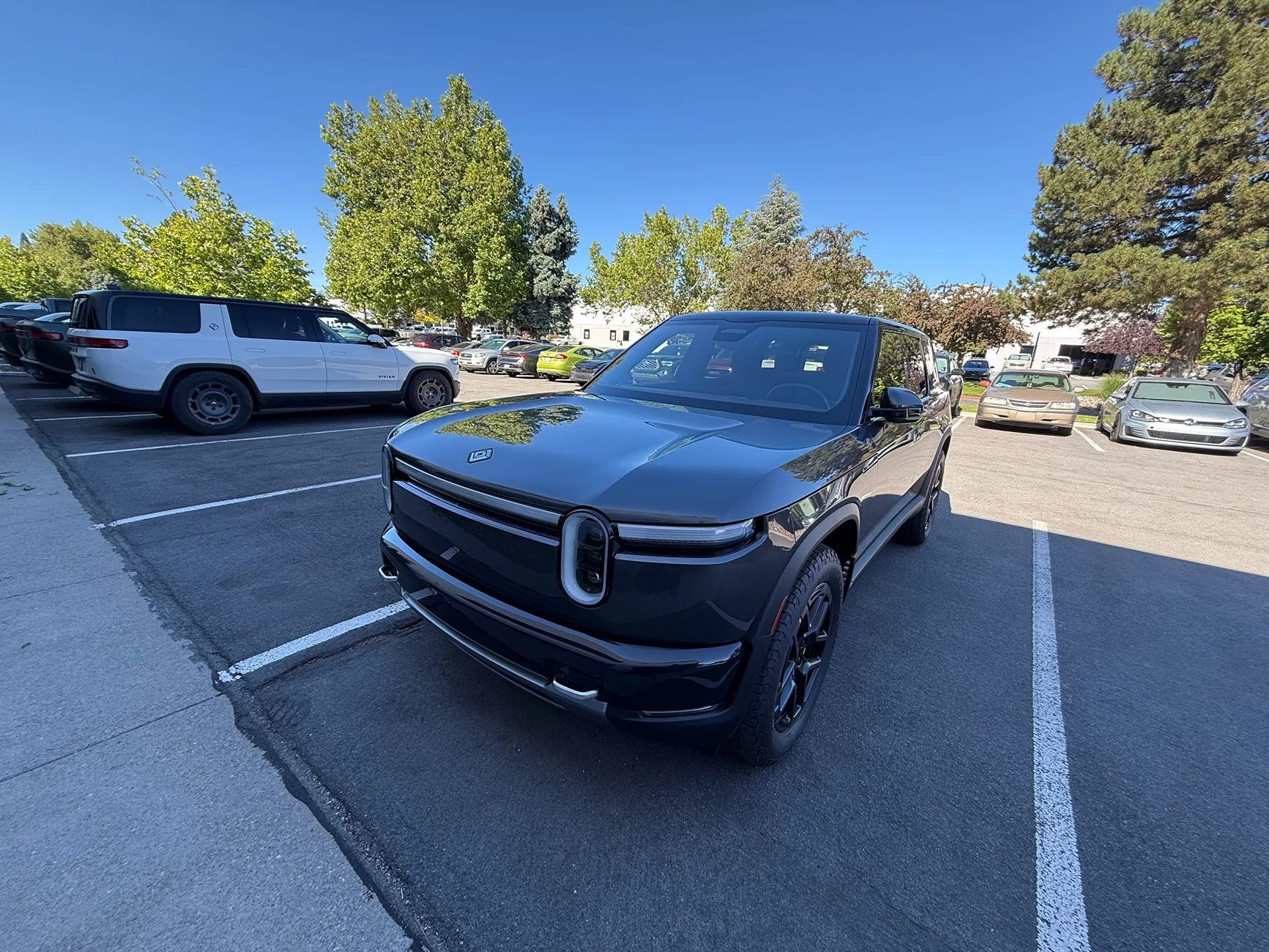 Rivian R1T R1S Finished R2 demo test drive? Share your review / impressions IMG_4420