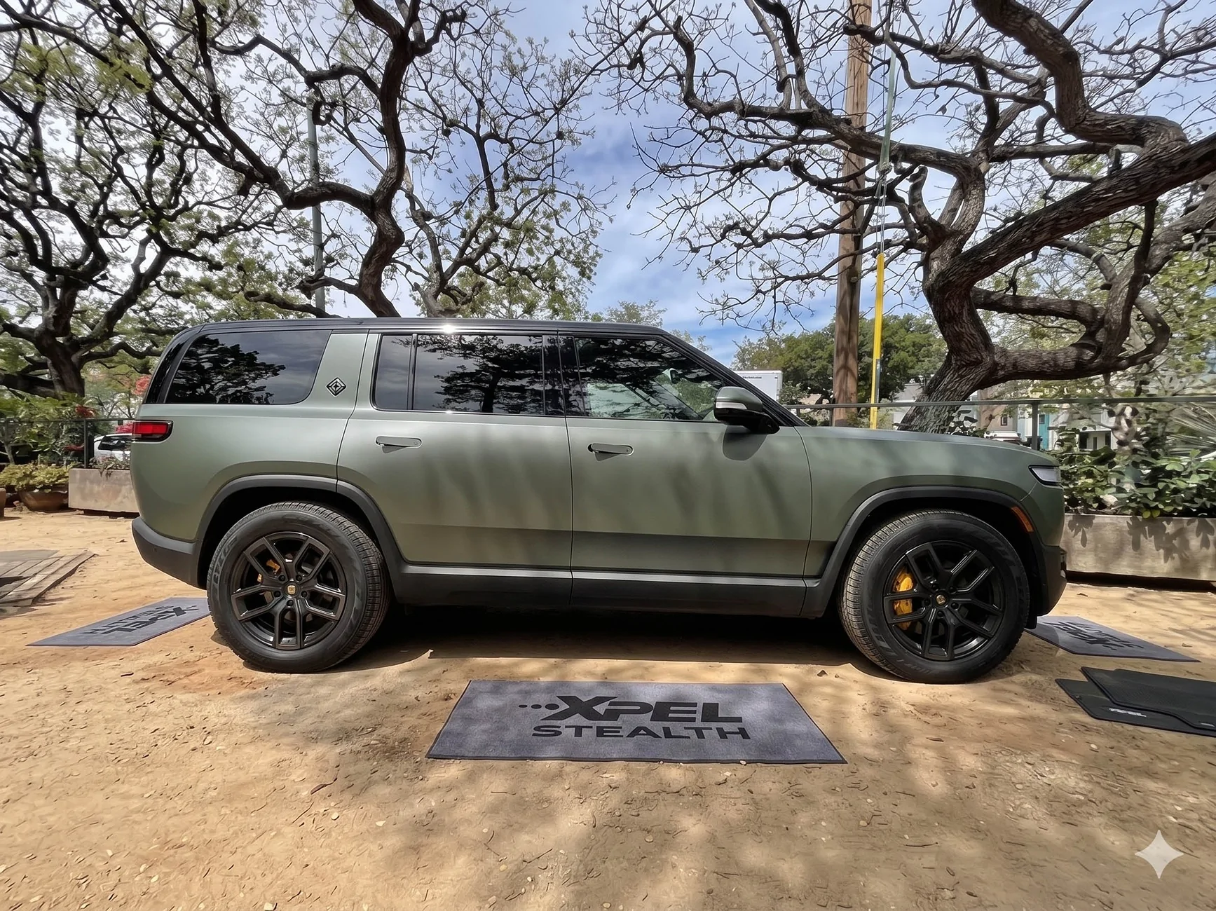 Rivian R1T R1S My R2 Delivered - First Photo 📸 rivian-r2-xpel-stealth-wrap-ppf1
