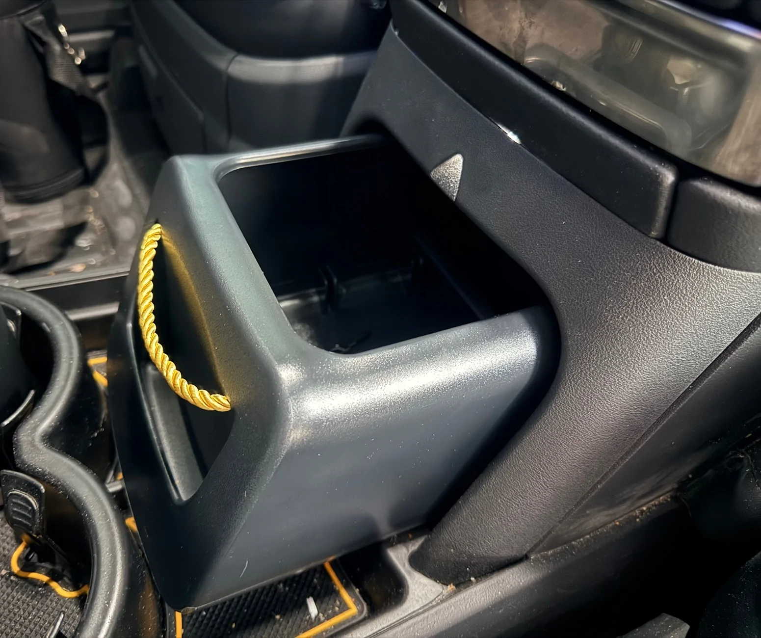 Rivian R1T R1S BestEVMod Sunshade/Lockable Storage/Cabin Air Filter reviews IMG_2980
