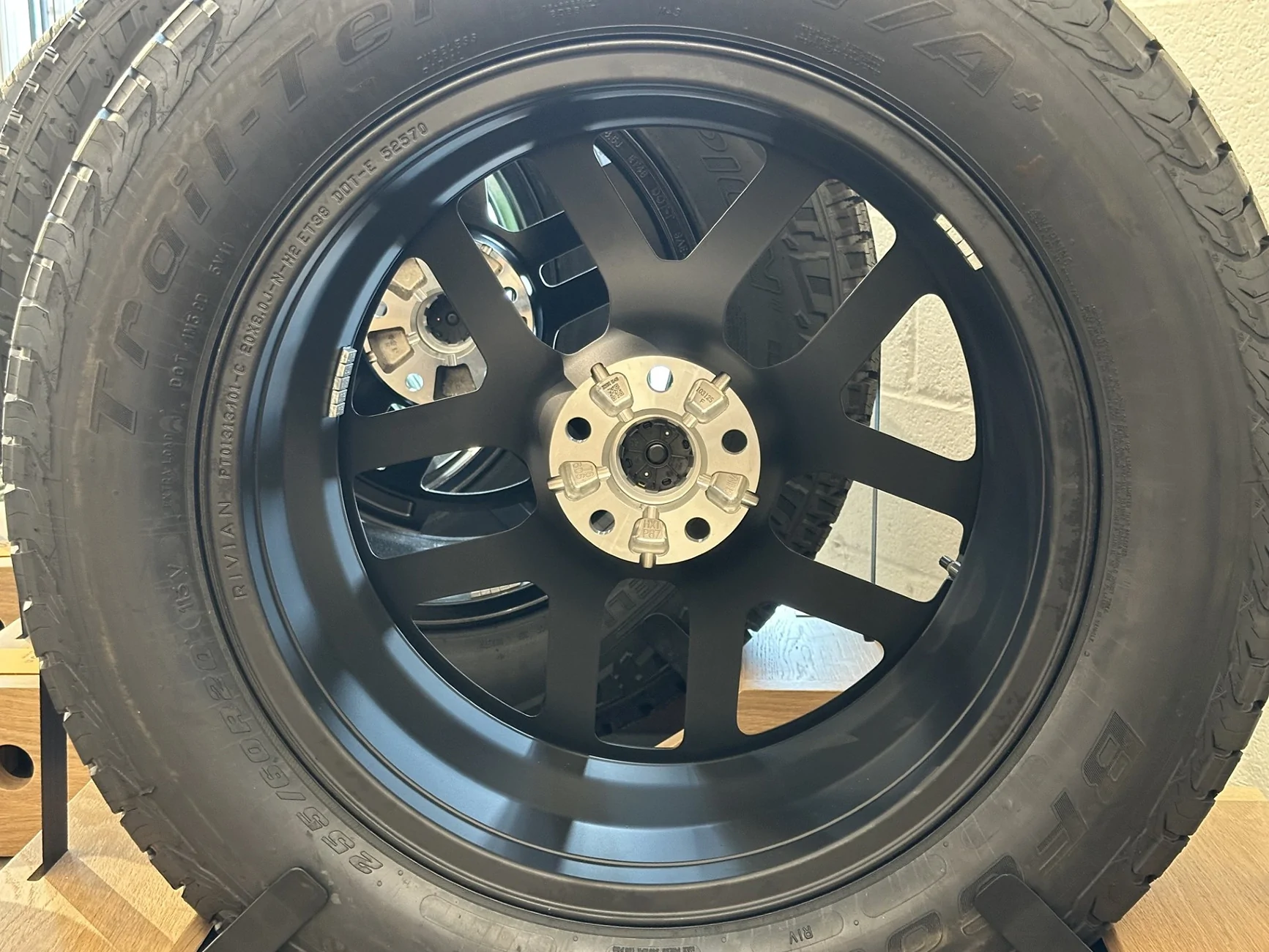 Rivian R1T R1S Finished R2 demo test drive? Share your review / impressions back of 20 inch R2