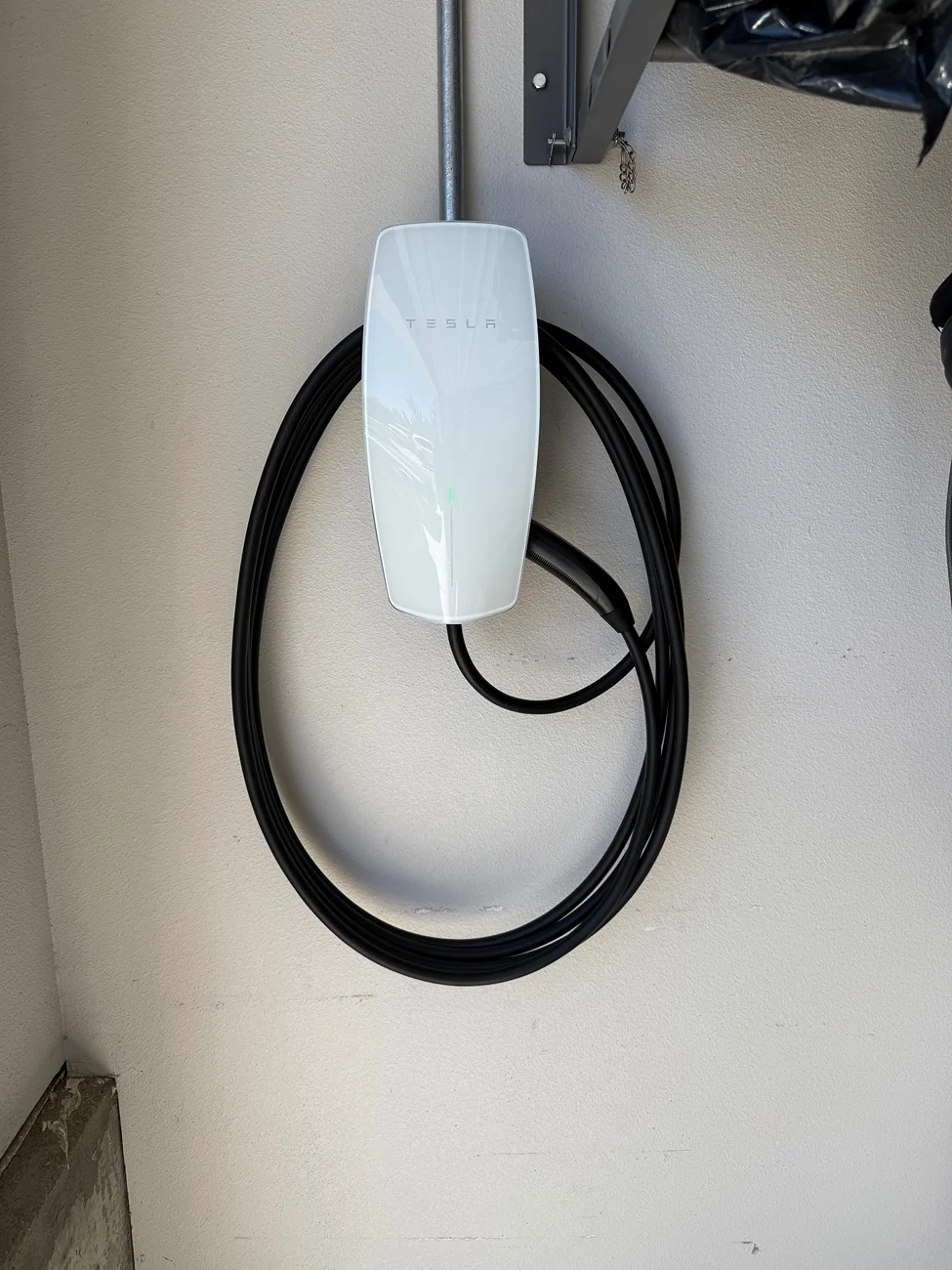 Rivian R1T R1S Show off your Level 2 Home Charger installs here IMG_5629