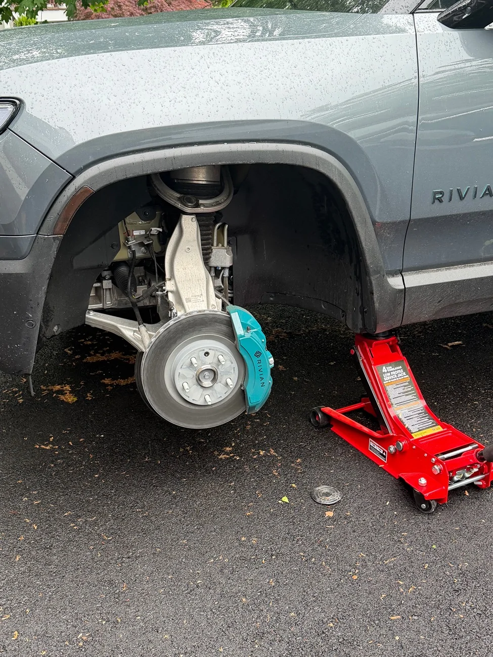 Rivian R1T R1S JOINED THE RIVIAN FAMILY IN FEBRUARY WITH A GEN 2 QUAD AND LOVING IT! HAD TO BUY ALL WHEEL SETS IMG_3341