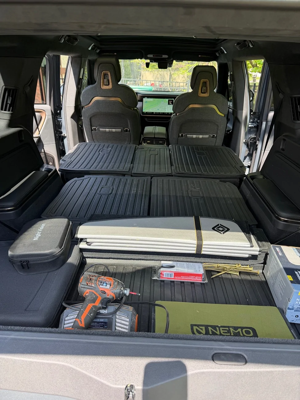 Rivian R1T R1S JOINED THE RIVIAN FAMILY IN FEBRUARY WITH A GEN 2 QUAD AND LOVING IT! HAD TO BUY ALL WHEEL SETS IMG_3261