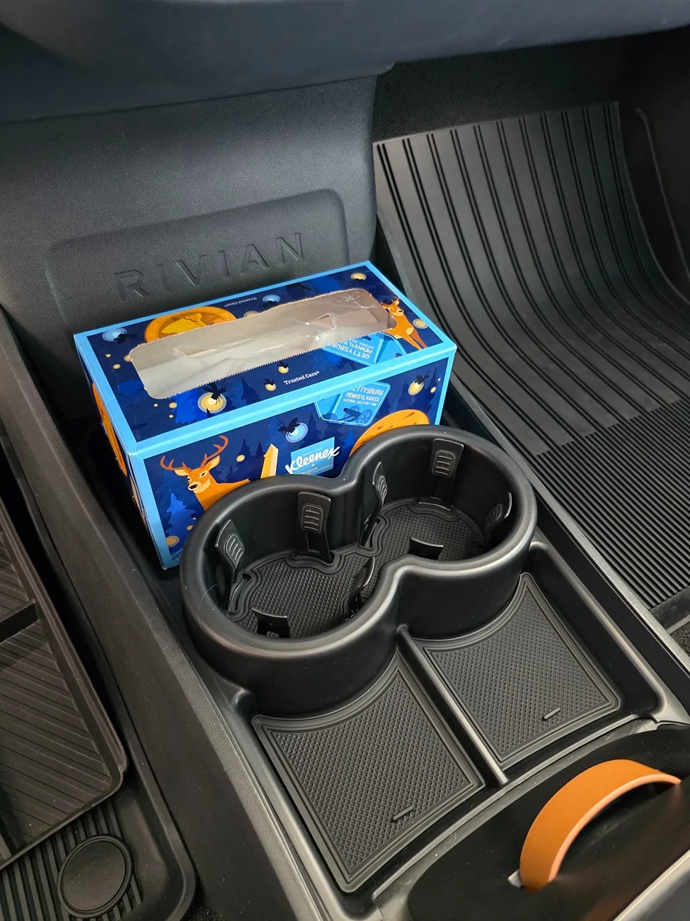 Rivian R1T R1S BestEVMod R1S Gen 1 Lower Center Console Tray perfect fit for tisue box