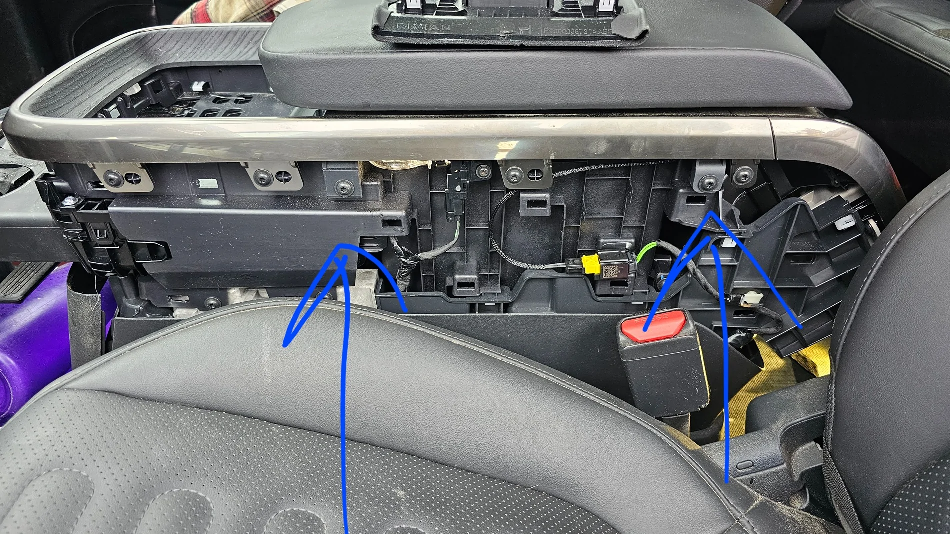 Rivian R1T R1S Center console disassembly? Anyone? 20240315_124405