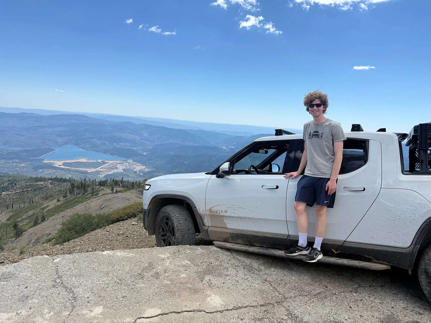 Rivian R1T R1S Strap towed a 4Runner 30 miles out of Mendocino National Forest… IMG_0899
