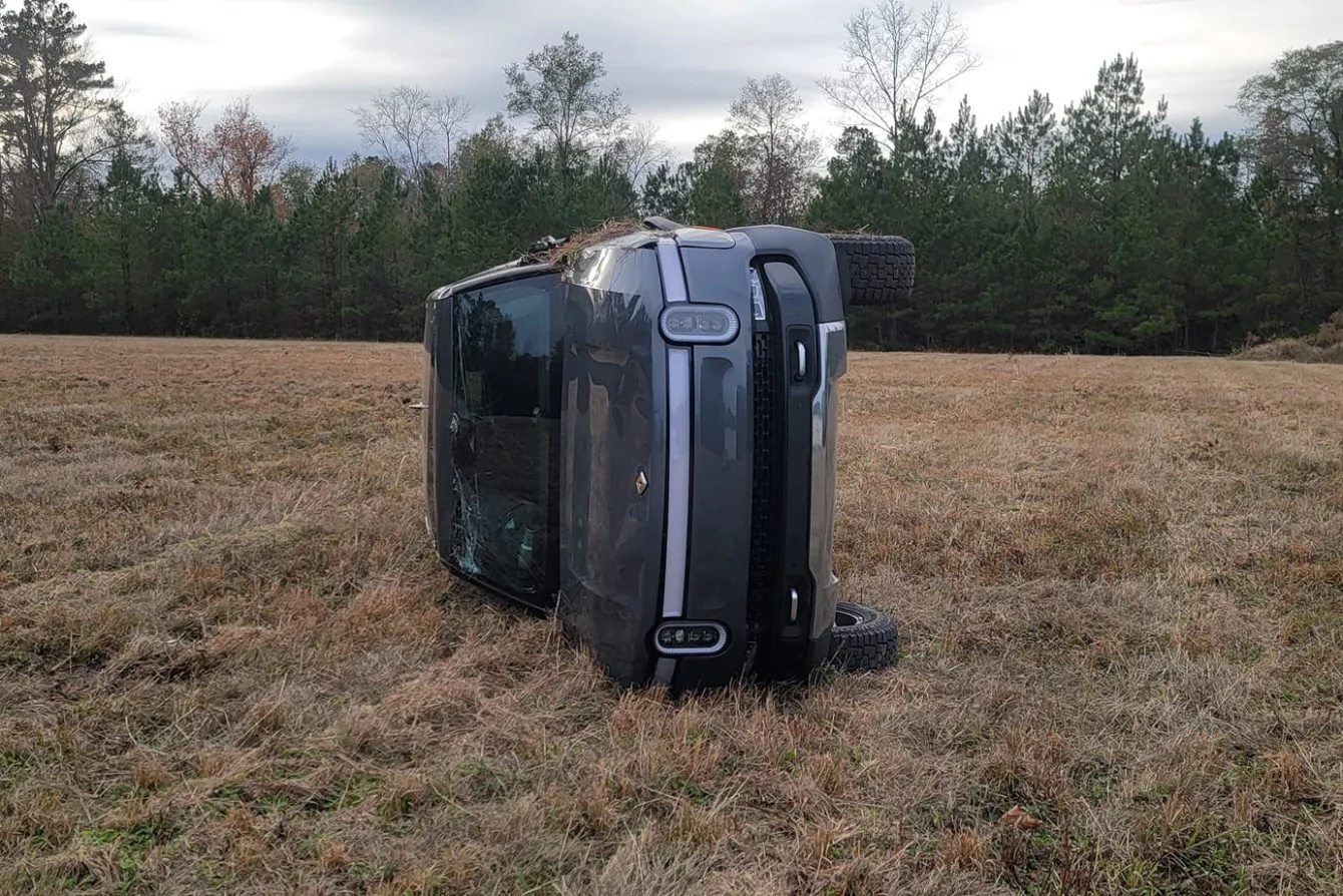 Rivian R1T R1S I’m a little surprised - no R2 flips yet? 1000009385