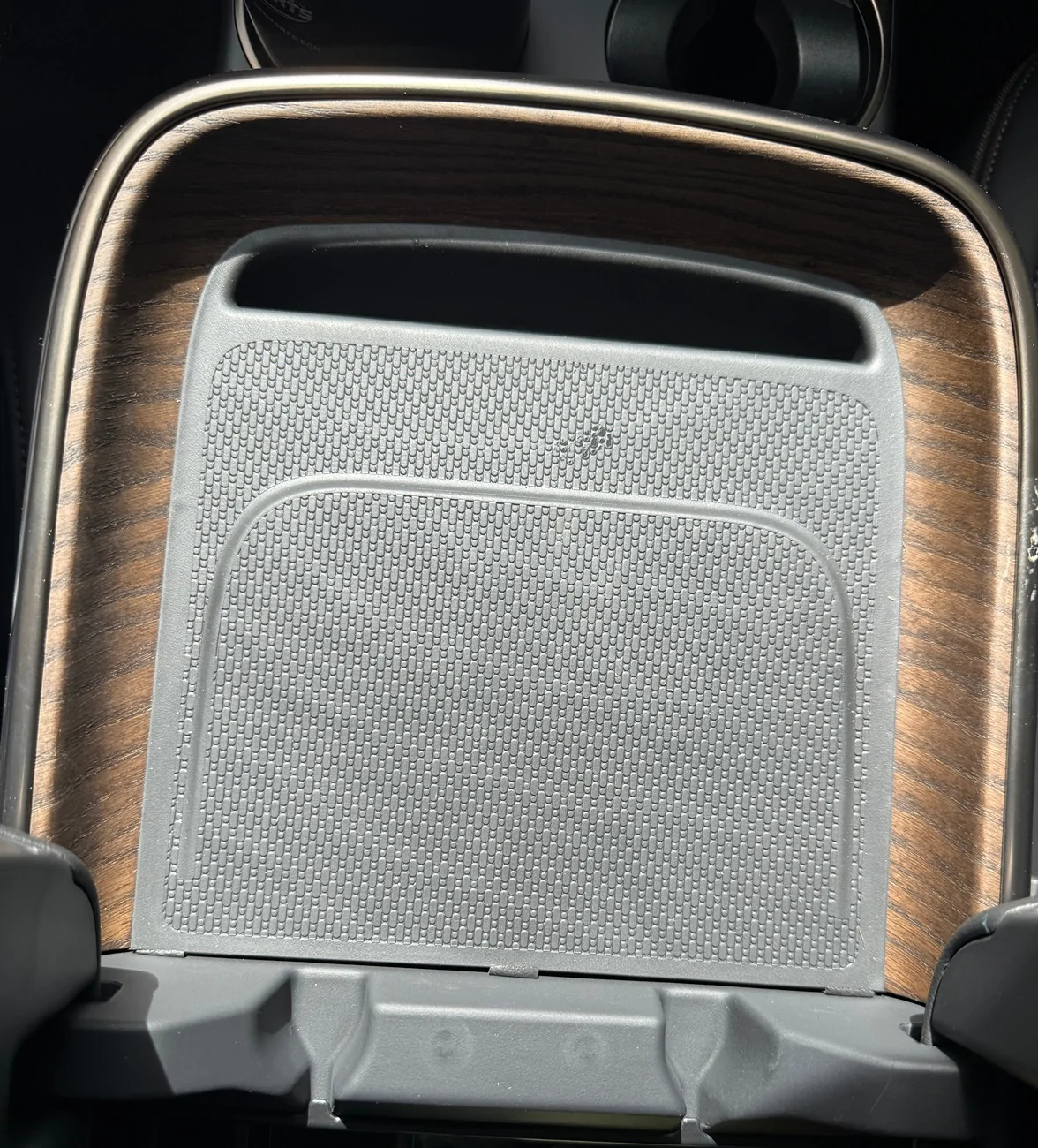Rivian R1T R1S Gen 1 with Qi2 Wireless Charger Installed IMG_6402