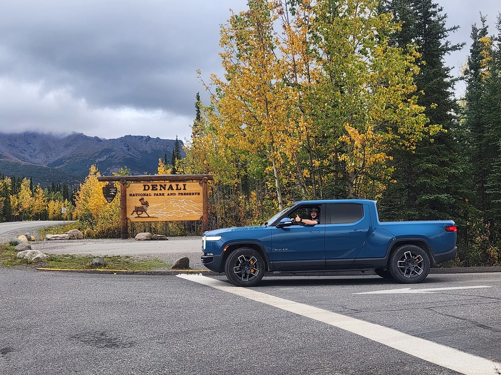 Rivian R1T R1S WTB - 20" All-Terrain Bright Spare 20250907_090303 (1)