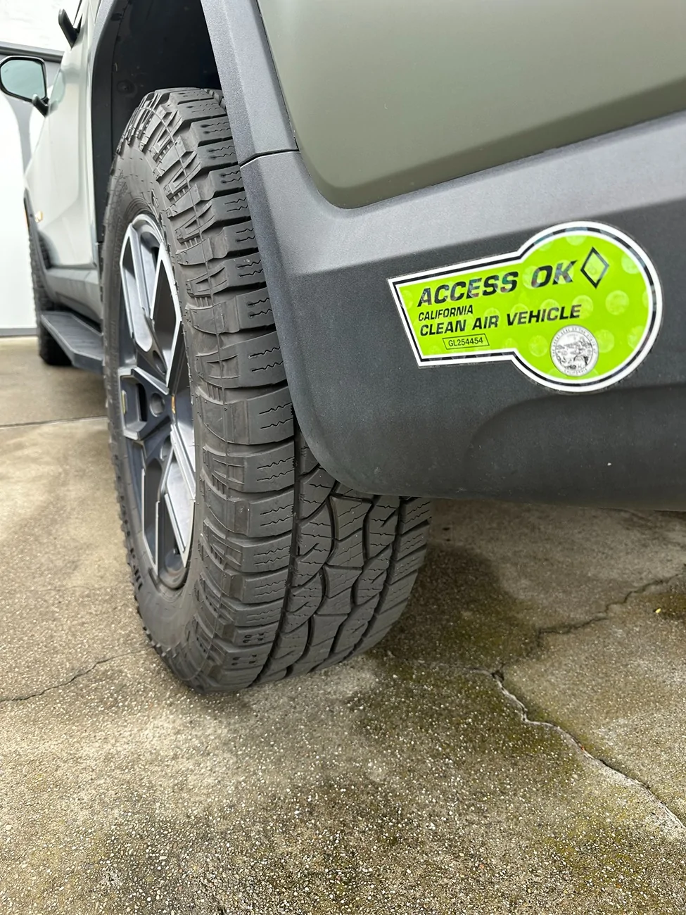 Rivian R1T R1S Cooper Discoverer Strongholds or Toyo Open Country AT3 EV? 275/65R20 IMG_7529