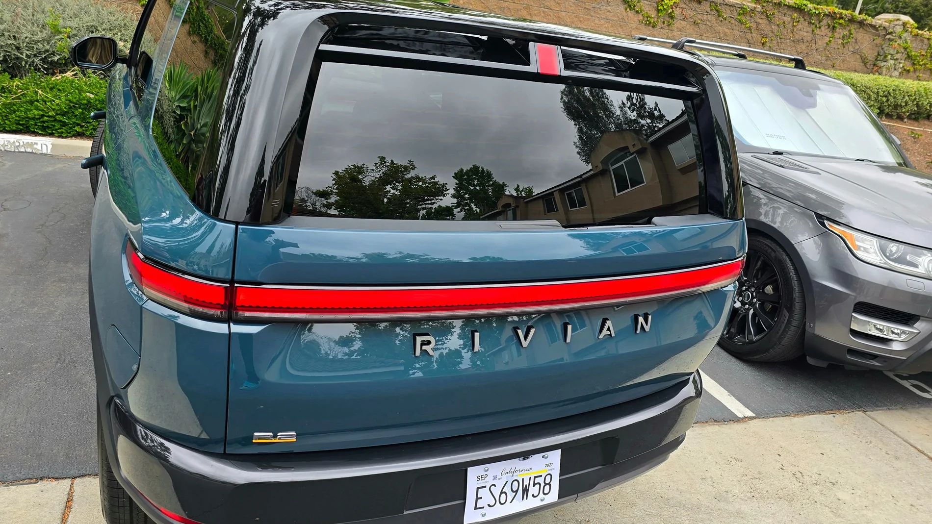 Rivian R1T R1S My R2 Delivered (VIN 0686) - First Photo 📸 20260618_101547