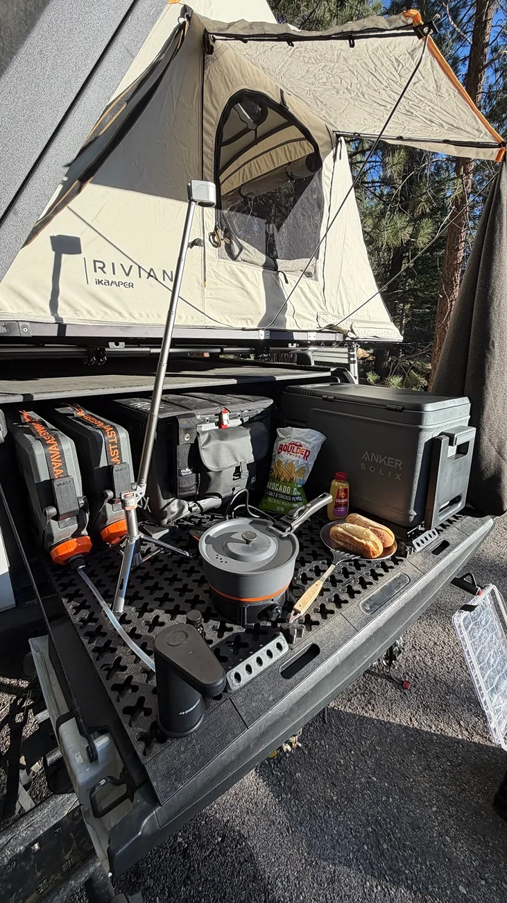 Rivian R1T R1S TMAT R1T trunk bed organizer - any experiences? IMG_1226