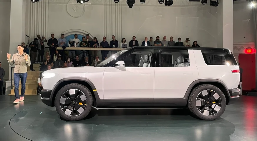 Rivian R1T R1S Why no Trailseeker/R2 comparisons? 1781883273767-tz