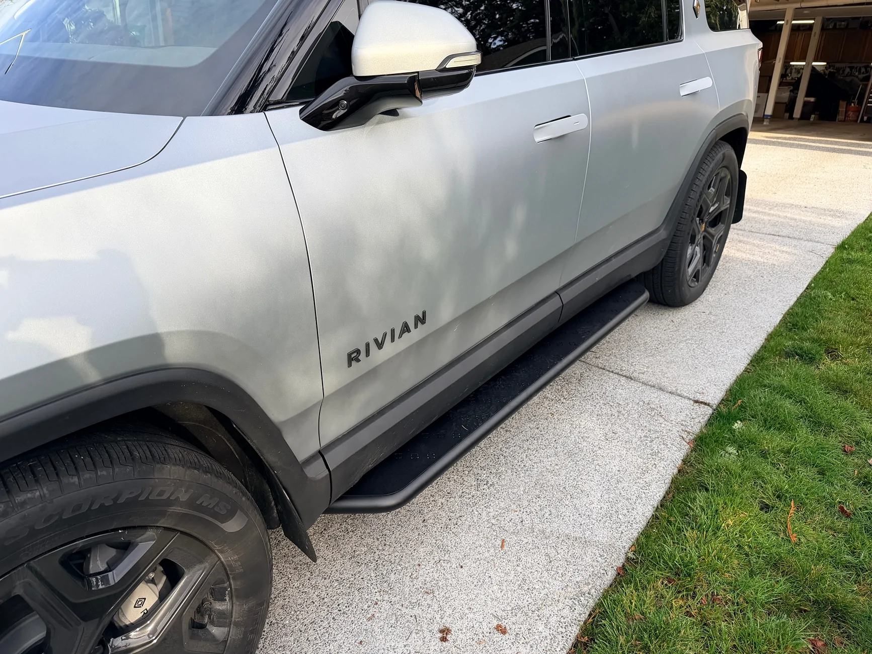 Rivian R1T R1S Best Running Boards for 2025 Rivian R1S - recommendations? IMG_0622