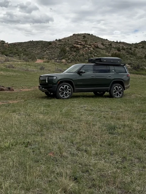 Rivian R1T R1S Those of you with Forest Green R1's IMG_8813