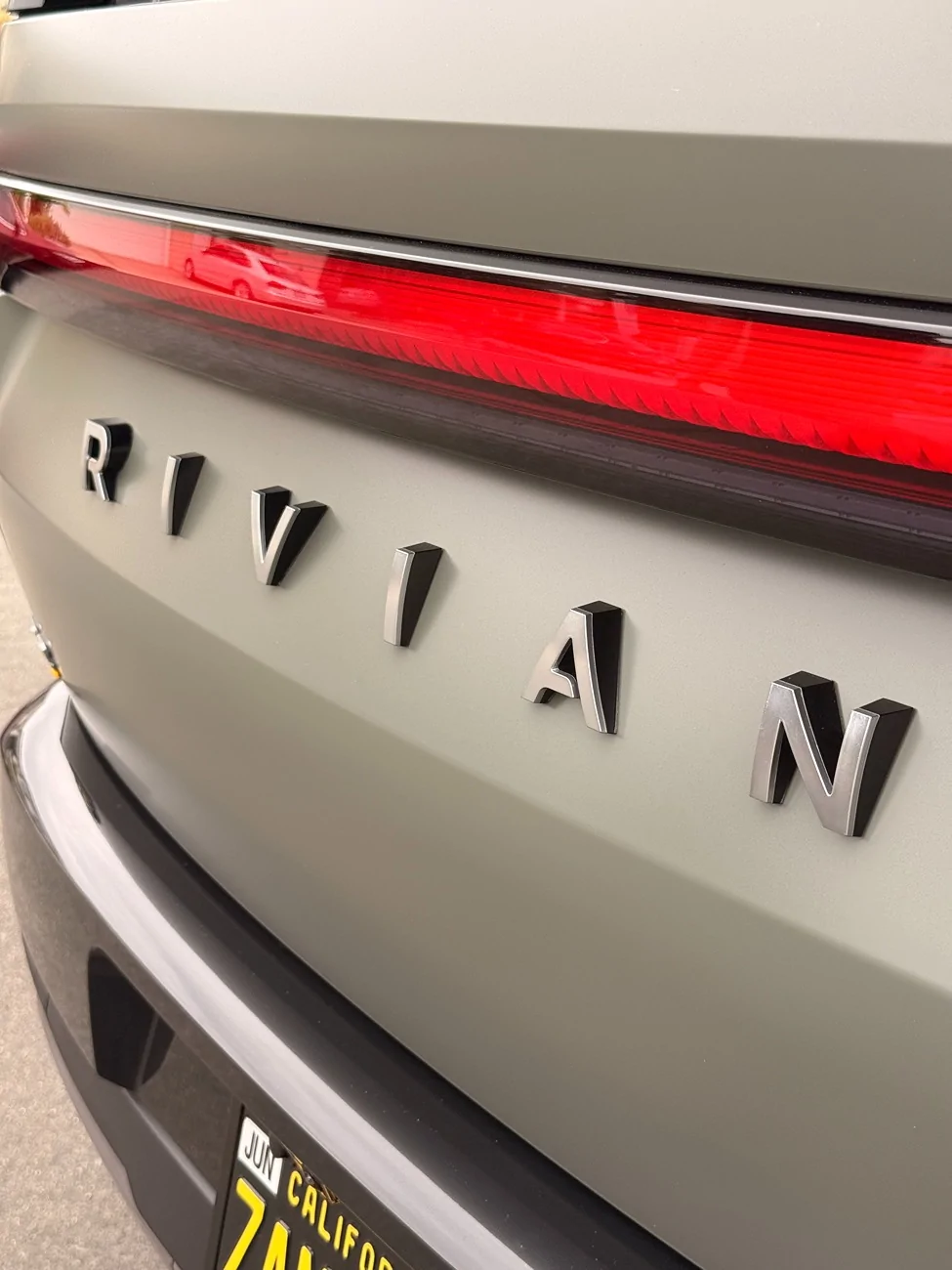 Rivian R1T R1S My R2 Delivered (VIN 0686) - First Stealth PPF - Launch Green IMG_20260620_115924