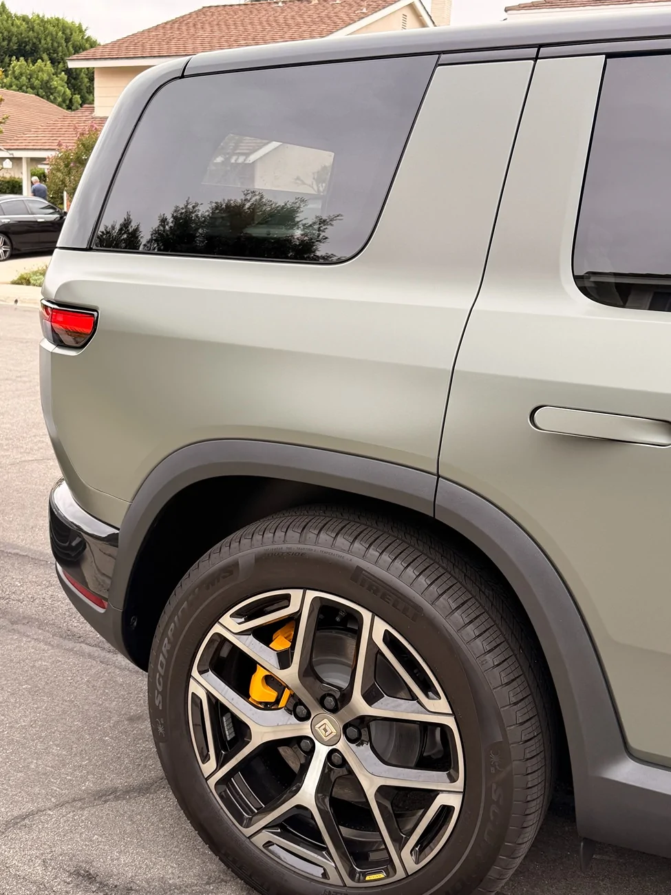 Rivian R1T R1S My R2 Delivered (VIN 0686) - First Stealth PPF - Launch Green IMG_20260620_115907 (1)