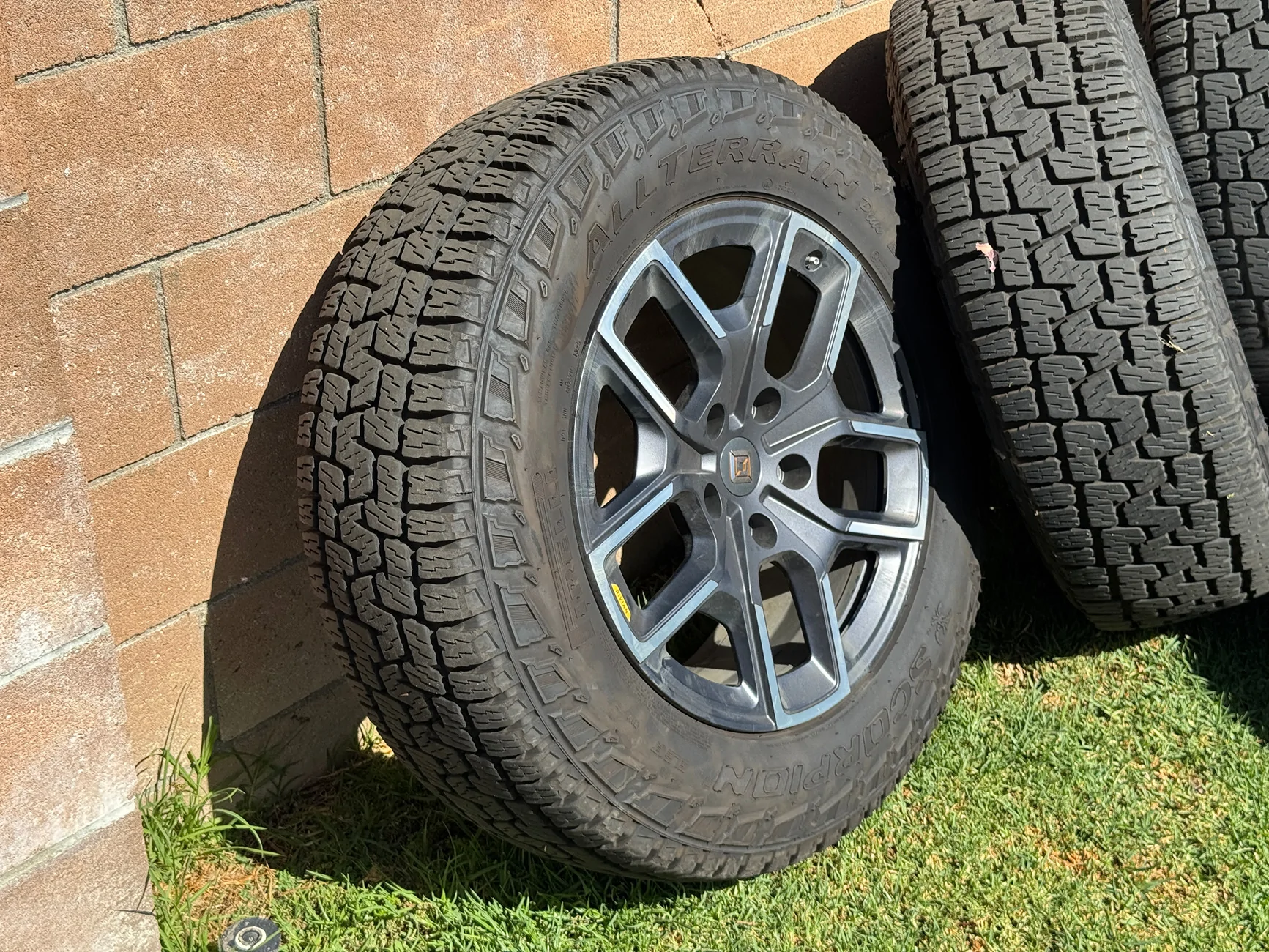 Rivian R1T R1S FS: 20" All-Terrain Wheels + Pirelli AT Tires (Set of 5) — $3,400 — Northridge/LA Pickup IMG_8228