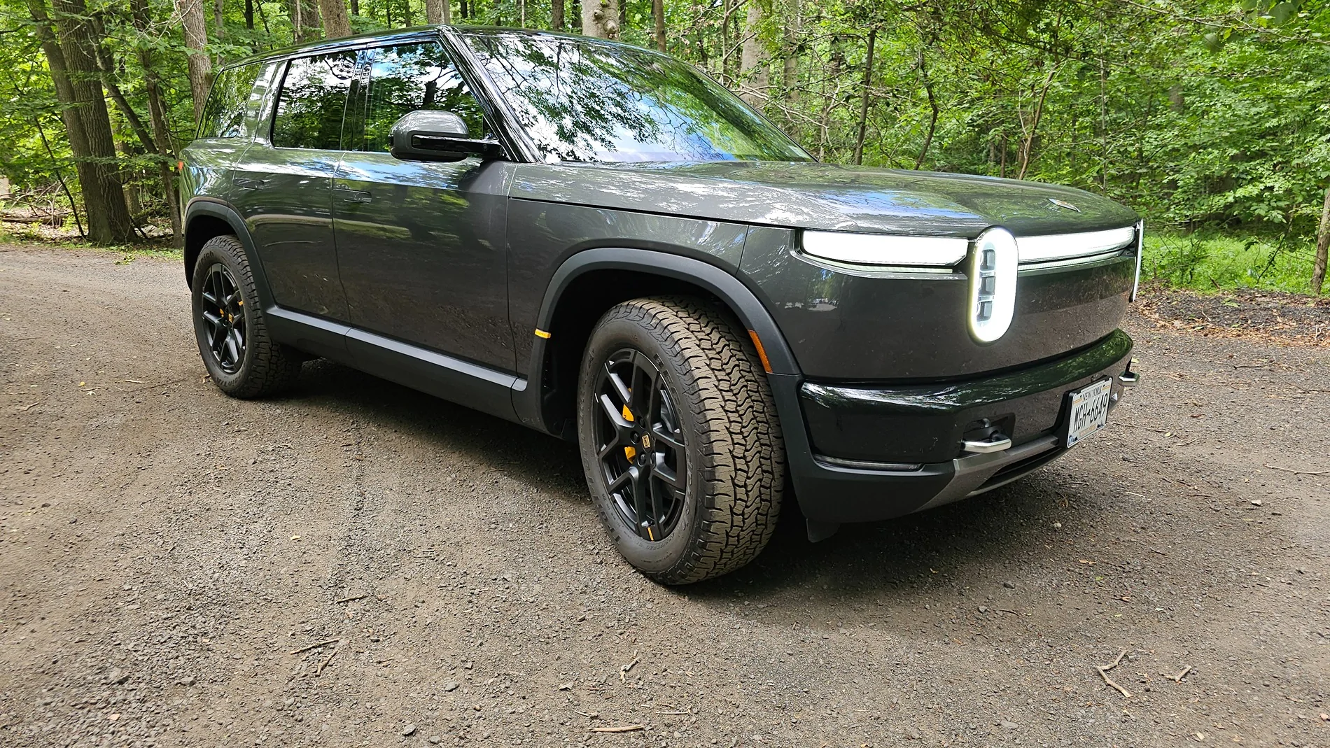 Rivian R1T R1S Test drove Half Moon Grey R2 : Loved it 20260620_104405