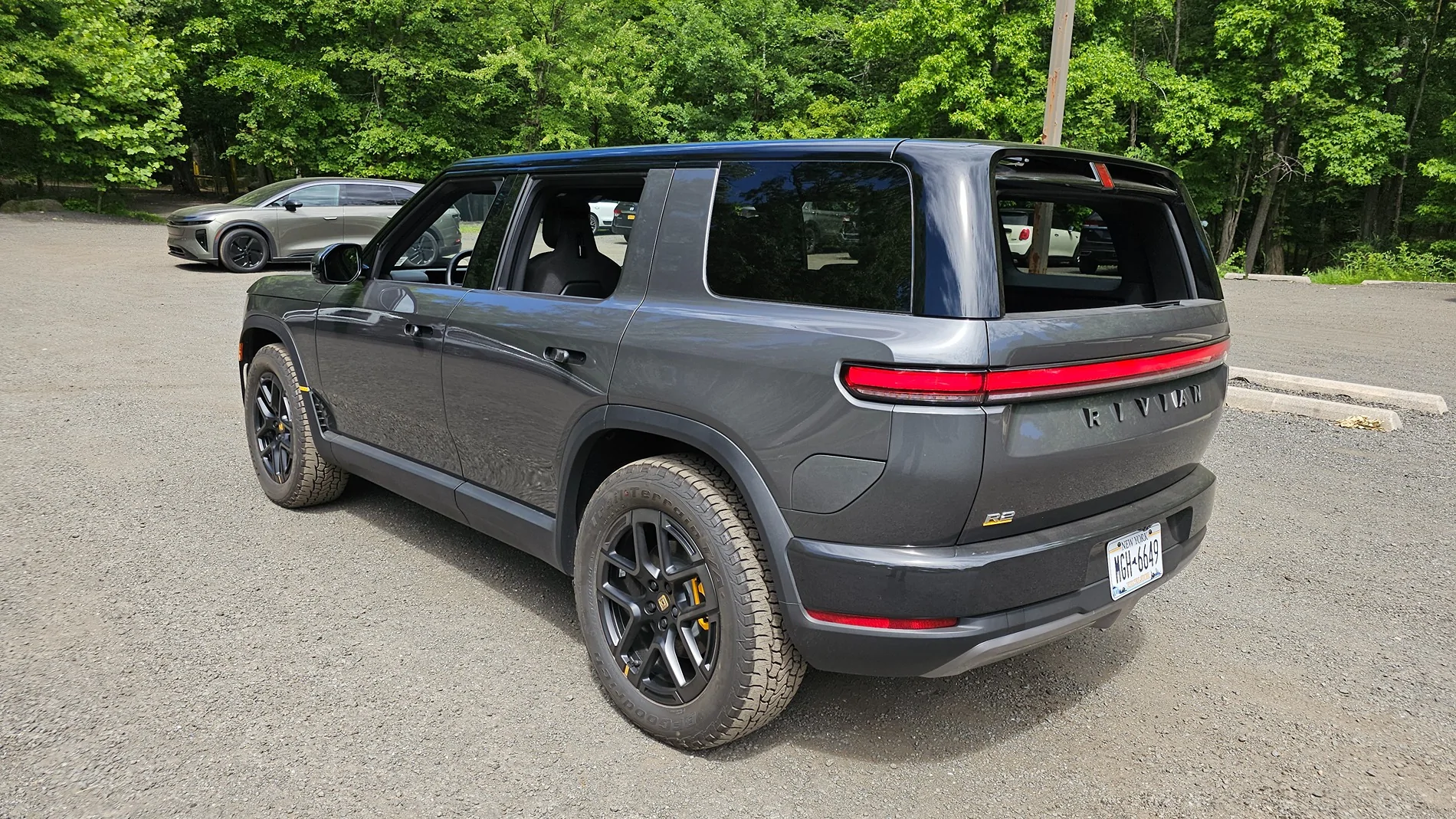 Rivian R1T R1S Test drove Half Moon Grey R2 : Loved it 20260620_104832