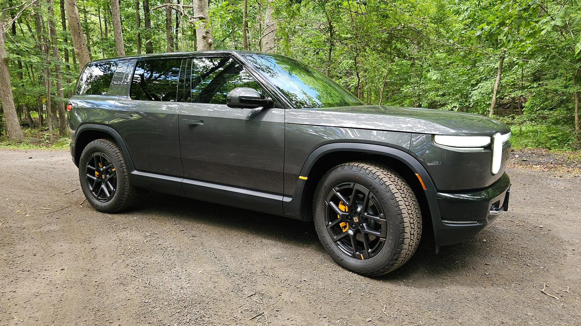 Rivian R1T R1S Test drove Half Moon Grey R2 : Loved it 20260620_104410