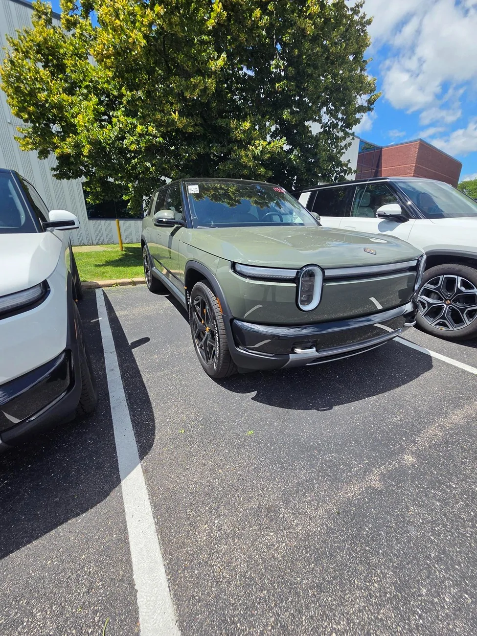 Rivian R1T R1S Finished R2 demo test drive? Share your review / impressions R2 spotted at demo drive 06202026_2