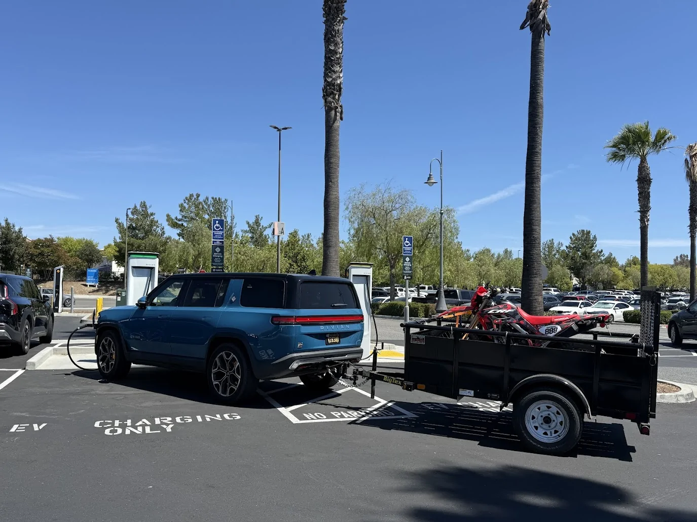 Rivian R1T R1S Towing efficiency increase if I don't plug in harness? IMG_8026