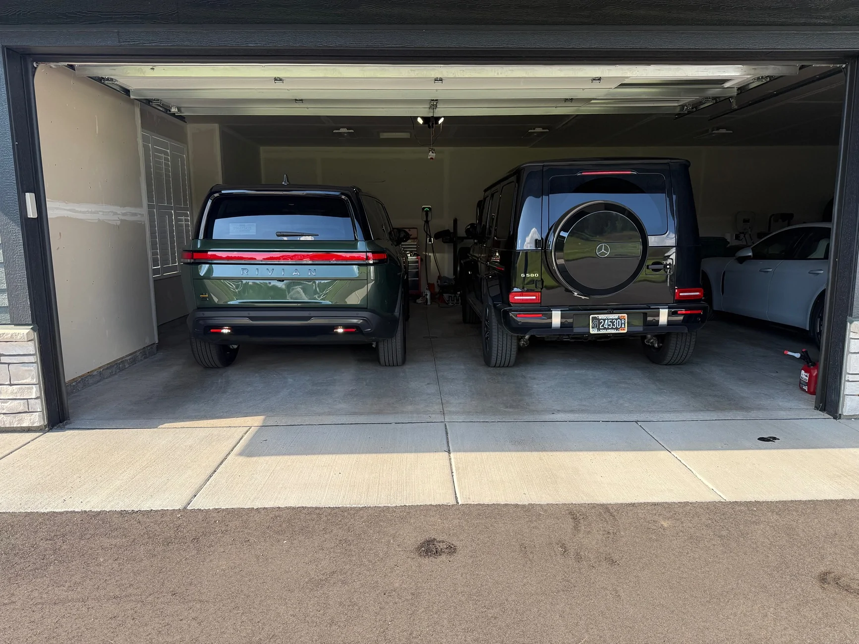 Rivian R1T R1S Market Reality Check: When do Gen 2 Quads drop to double digits? IMG_6459