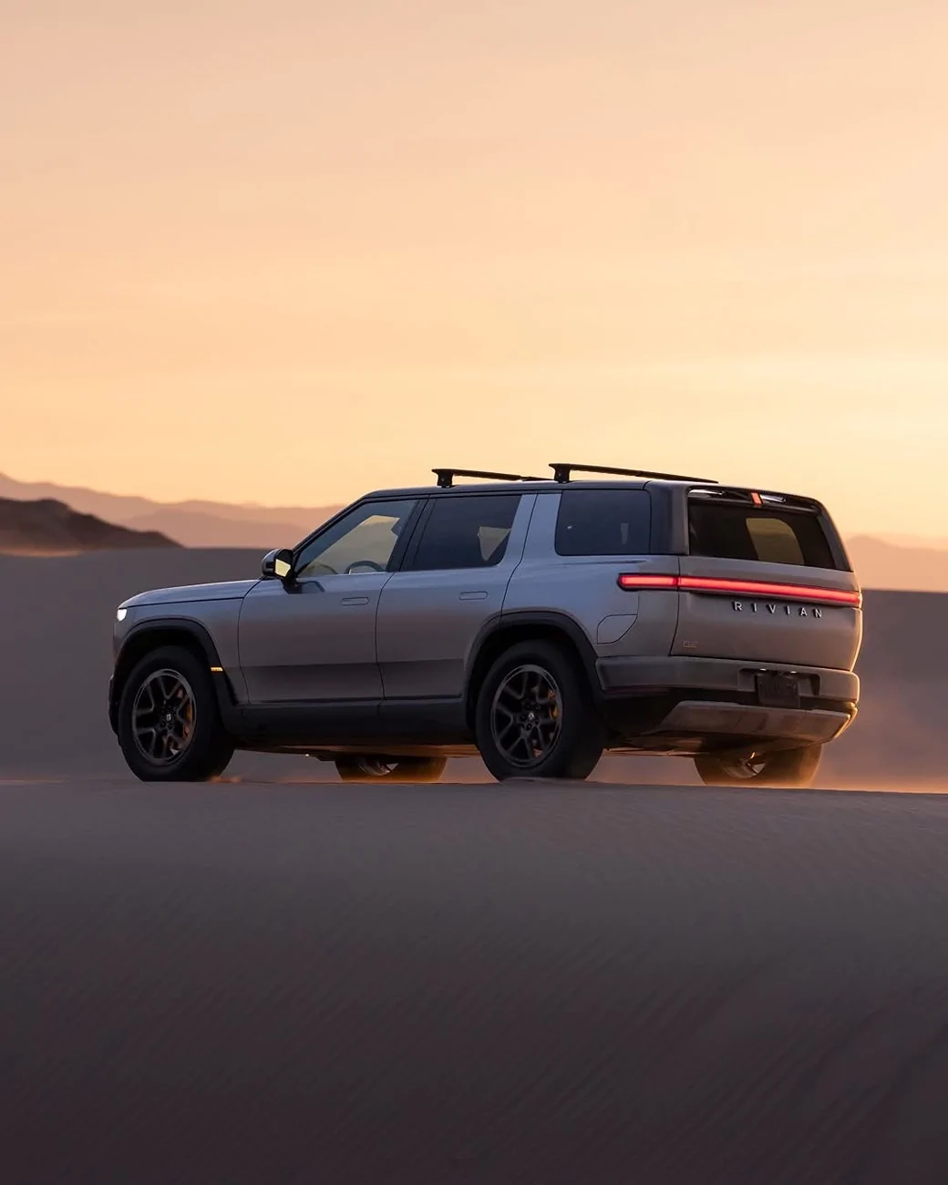 Rivian R1T R1S Esker Silver R2 finally marketed by Rivian! Hi-res official images (Updated With More) IMG_2056