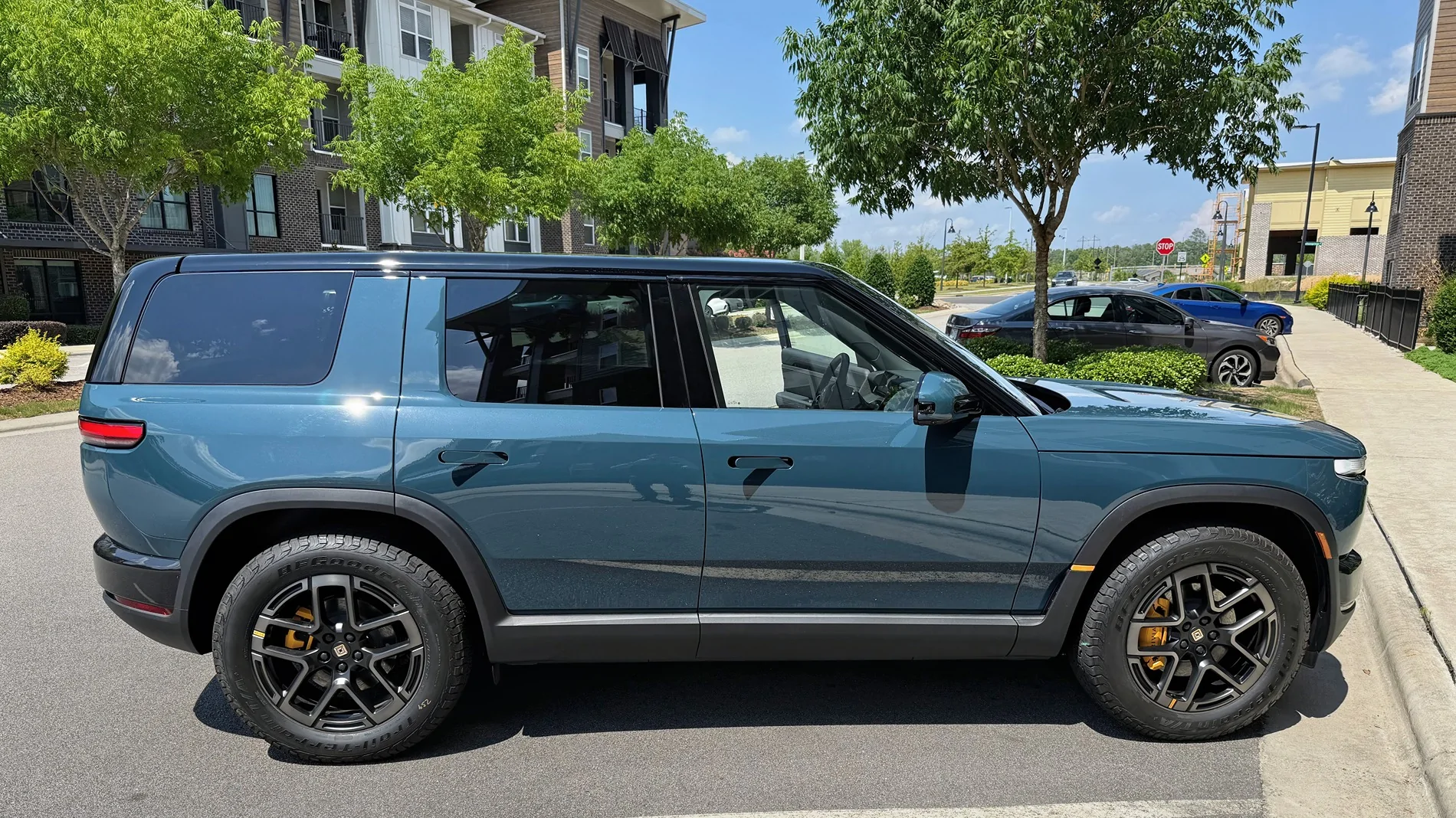 Rivian R1T R1S Finished R2 demo test drive? Share your review / impressions IMG_3966 Copy