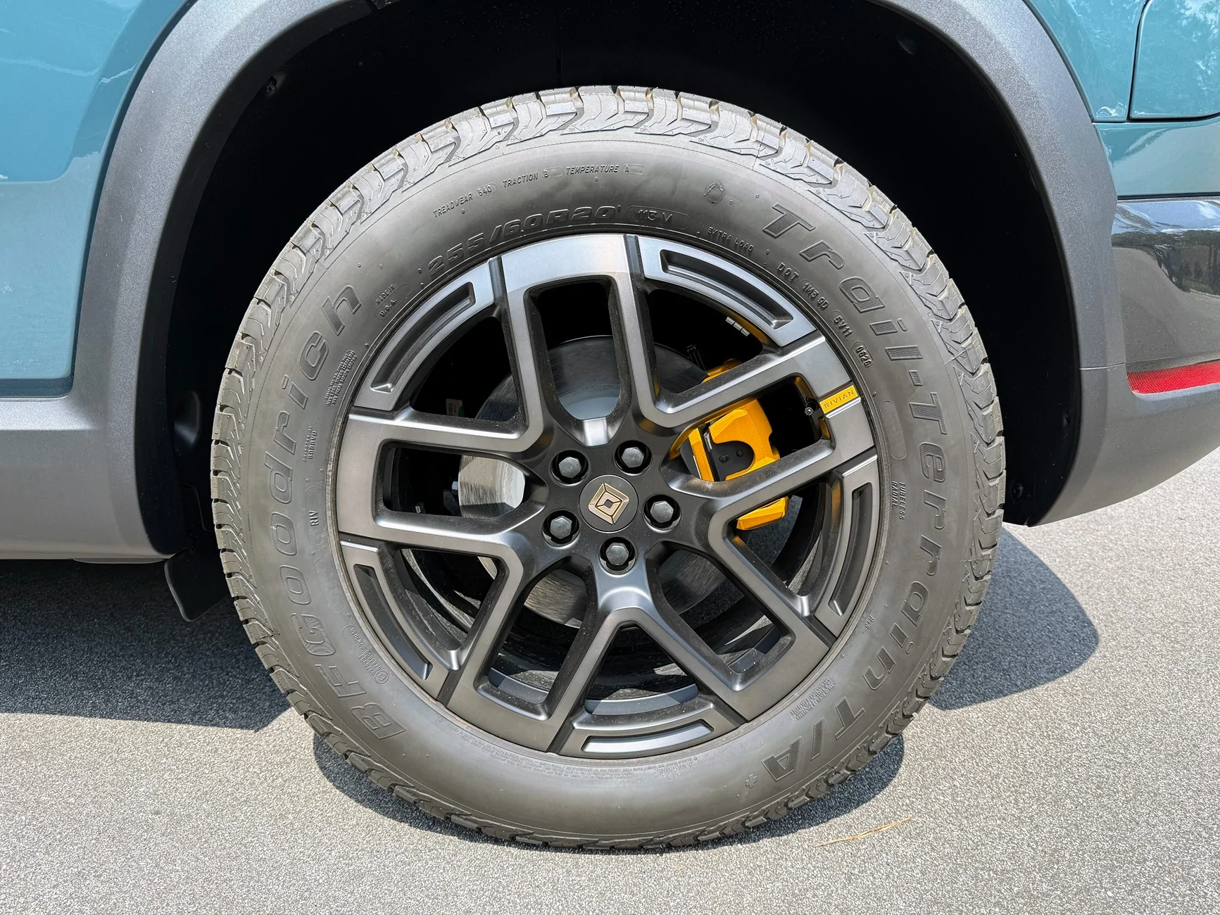 Rivian R1T R1S Finished R2 demo test drive? Share your review / impressions IMG_3978