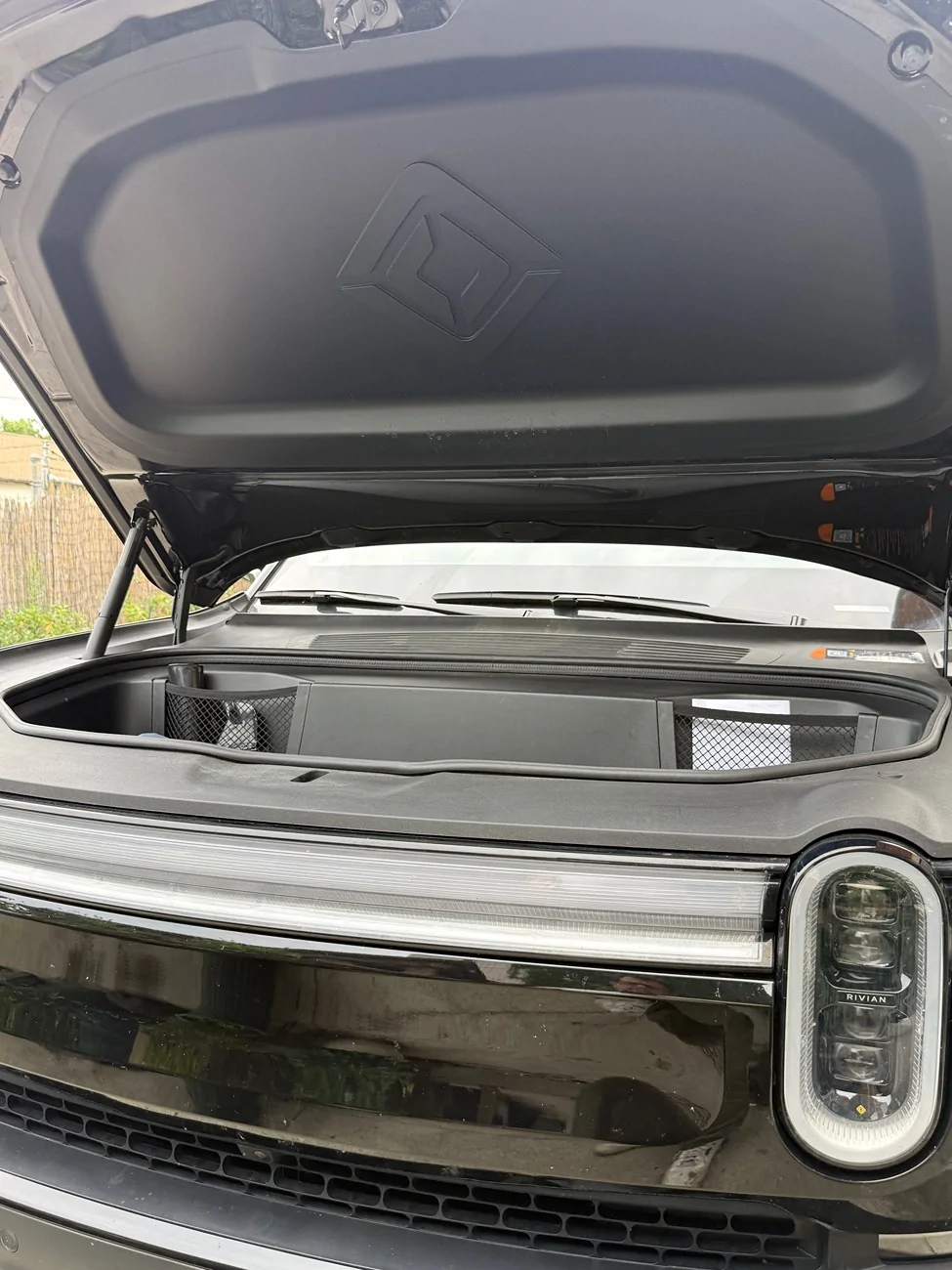 Rivian R1T R1S F/S 2025 R1T Dual Max Midnight with Black Mountain/No longer selling- Dark Ash _15,500 miles - NE Ohio IMG_3198