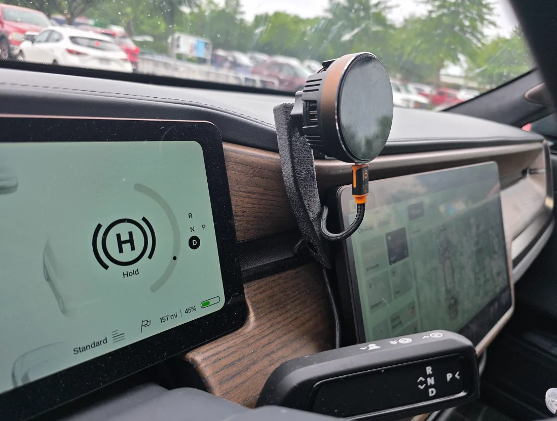 Rivian R1T R1S R1S Phone Mount Recommendations? 1782687497320-9n