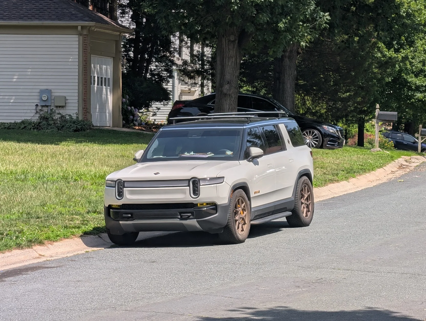Rivian R1T R1S Baking Cookies in a Rivian PXL_20260702_145740568