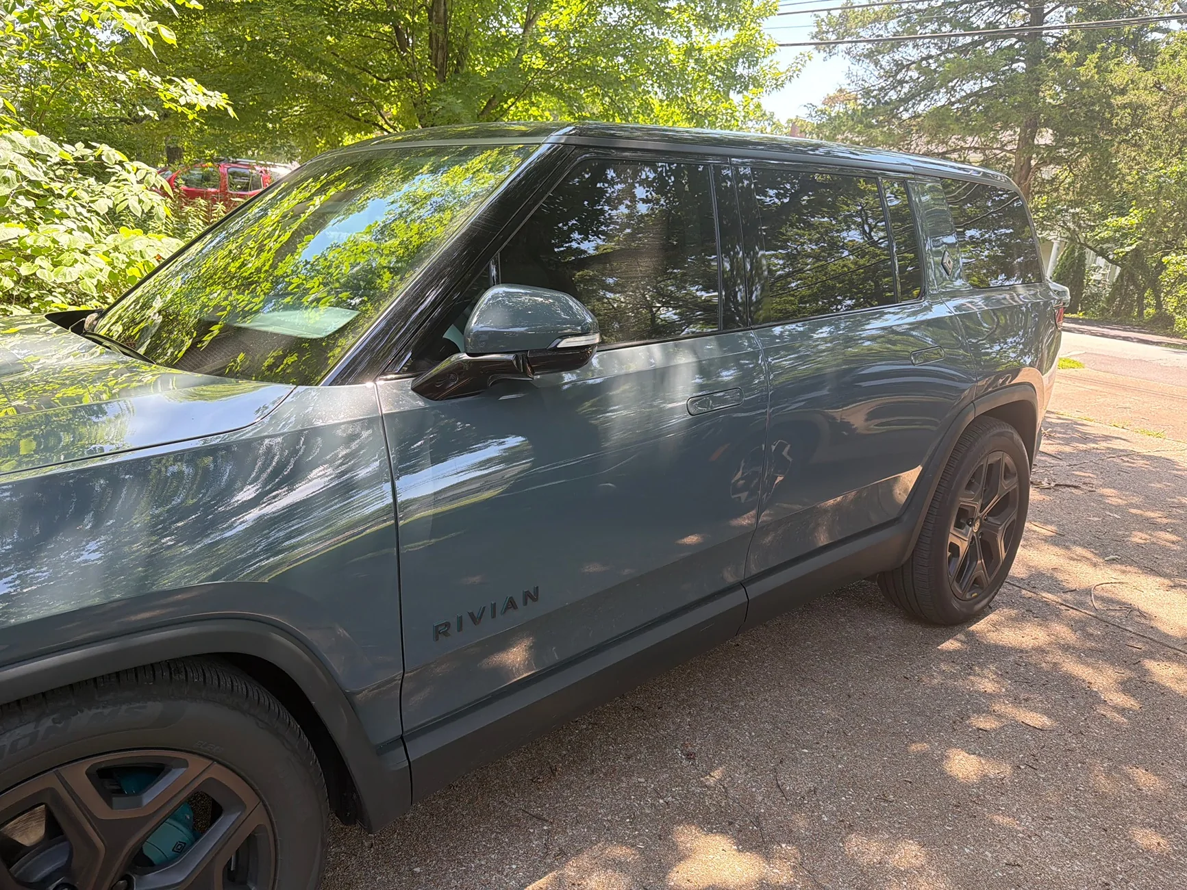 Rivian R1T R1S How to Get Service History & LE for R1S Quad 80470551646__5E820545-93EA-4367-B87D-CDA239962E98