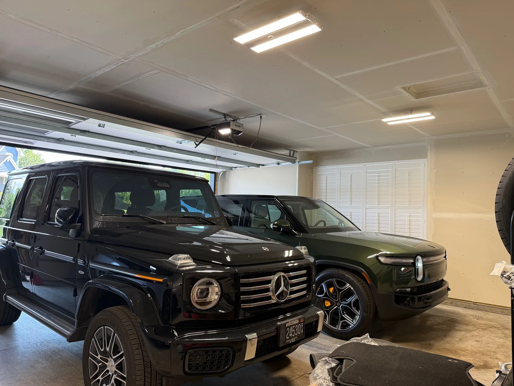 Rivian R1T R1S Garage appreciation thread - show yours IMG_6460