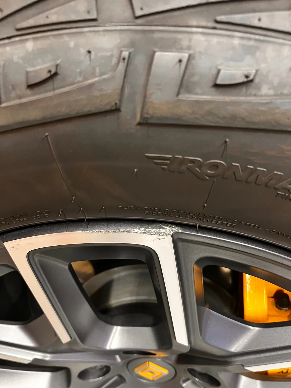 Rivian R1T R1S WTT my OEM 20s w/ ATs for your 22s IMG_3839
