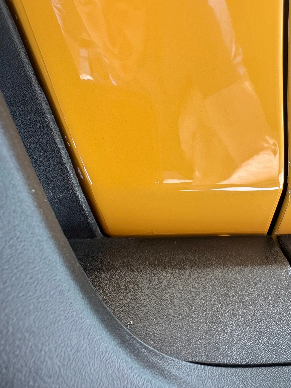 Rivian R1T R1S PPF recently applied, wondering about small imperfections IMG_3710