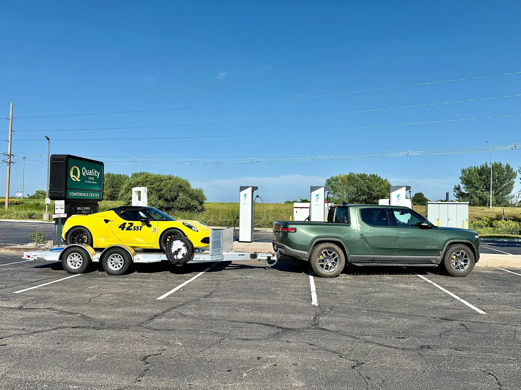 Rivian R1T R1S Rivian vs Scout IMG_2132
