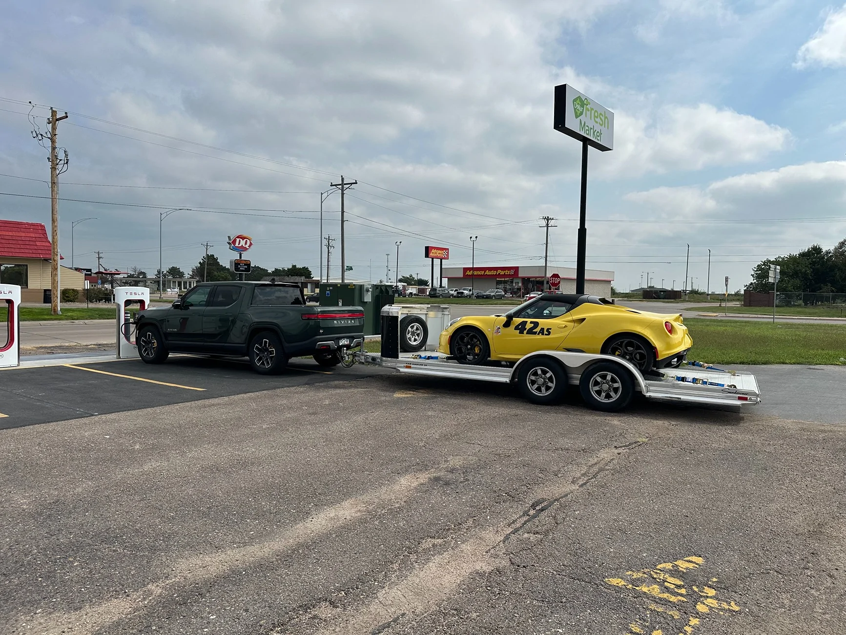 Rivian R1T R1S Rivian vs Scout IMG_8298 2
