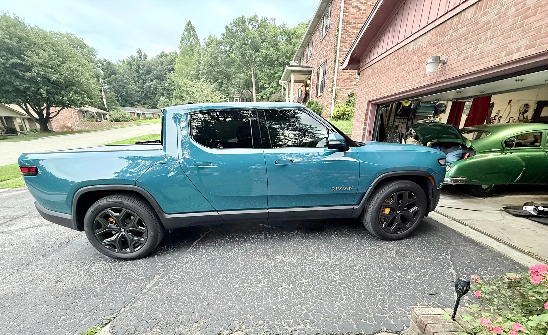 Rivian R1T R1S New to the Rivian brand IMG_4528