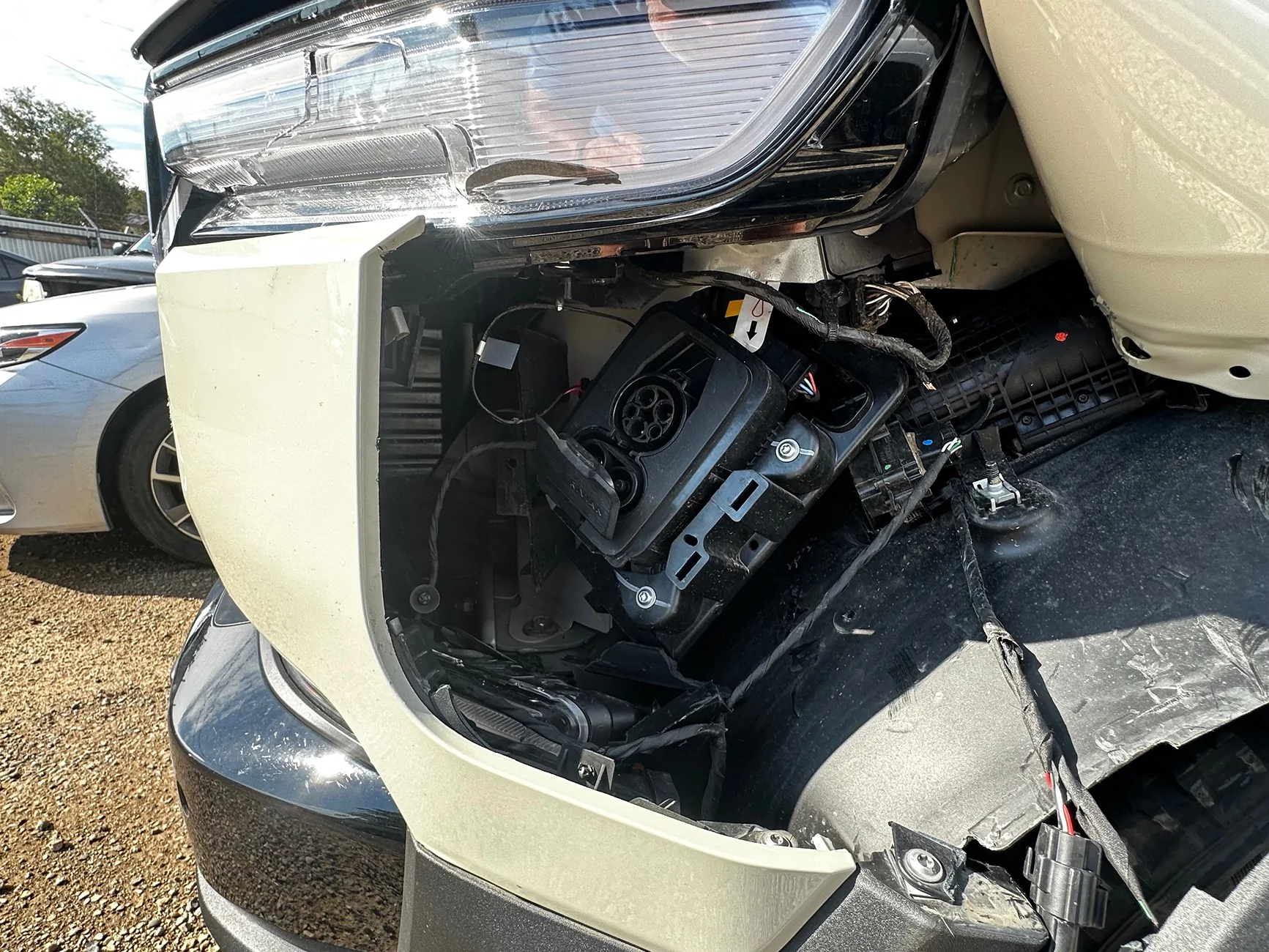 Rivian R1T R1S R1T vs Deer-how much $ to repair and how long? IMG_1461