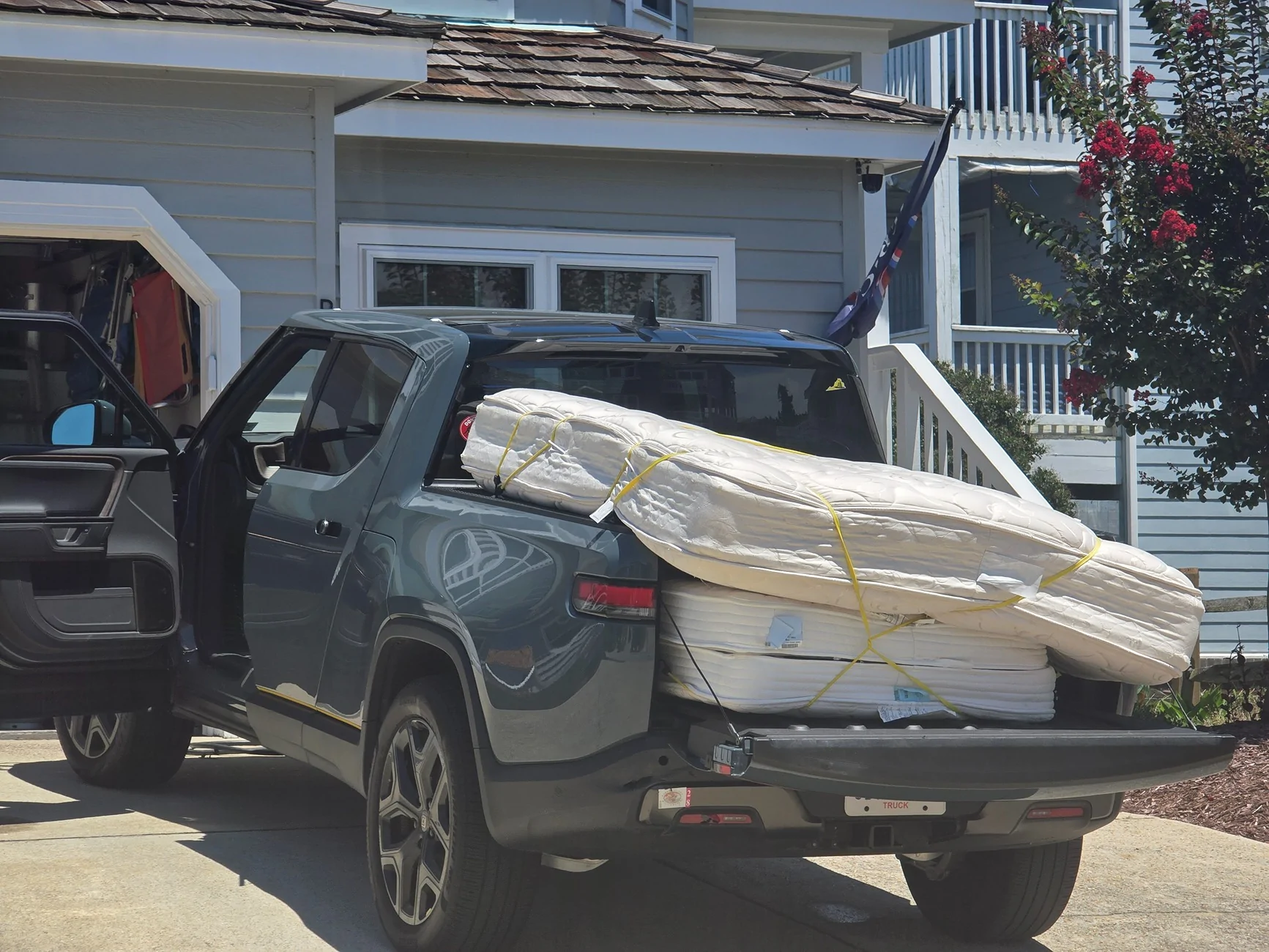 Rivian R1T R1S What Are You Hauling (or Hauled) in your Rivian? 🦾 1000004656