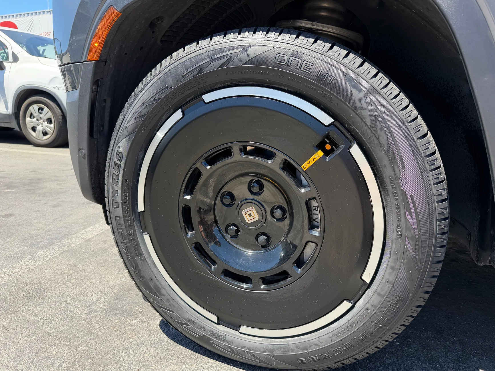 Rivian R1T R1S Nokian One HT 22" Tires installed review (aka, wow are the OEM Pirelli Scorpions terrible) IMG_5870