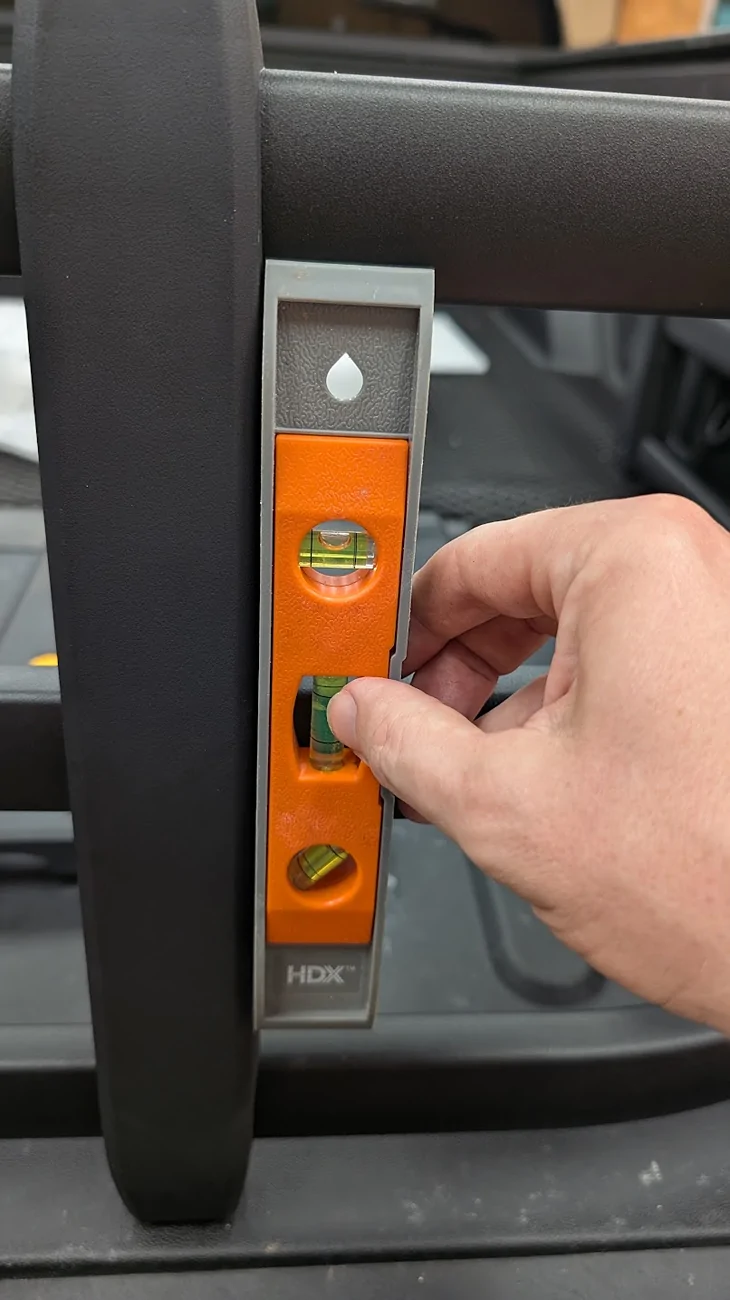 Rivian R1T R1S Rivian Partners with EV Sportline to Offer R1T Bed Extender Through Official Gear Shop 1784498455271-mr