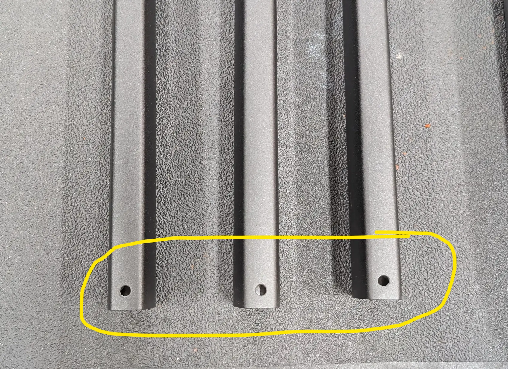 Rivian R1T R1S Rivian Partners with EV Sportline to Offer R1T Bed Extender Through Official Gear Shop 1784570961506-81