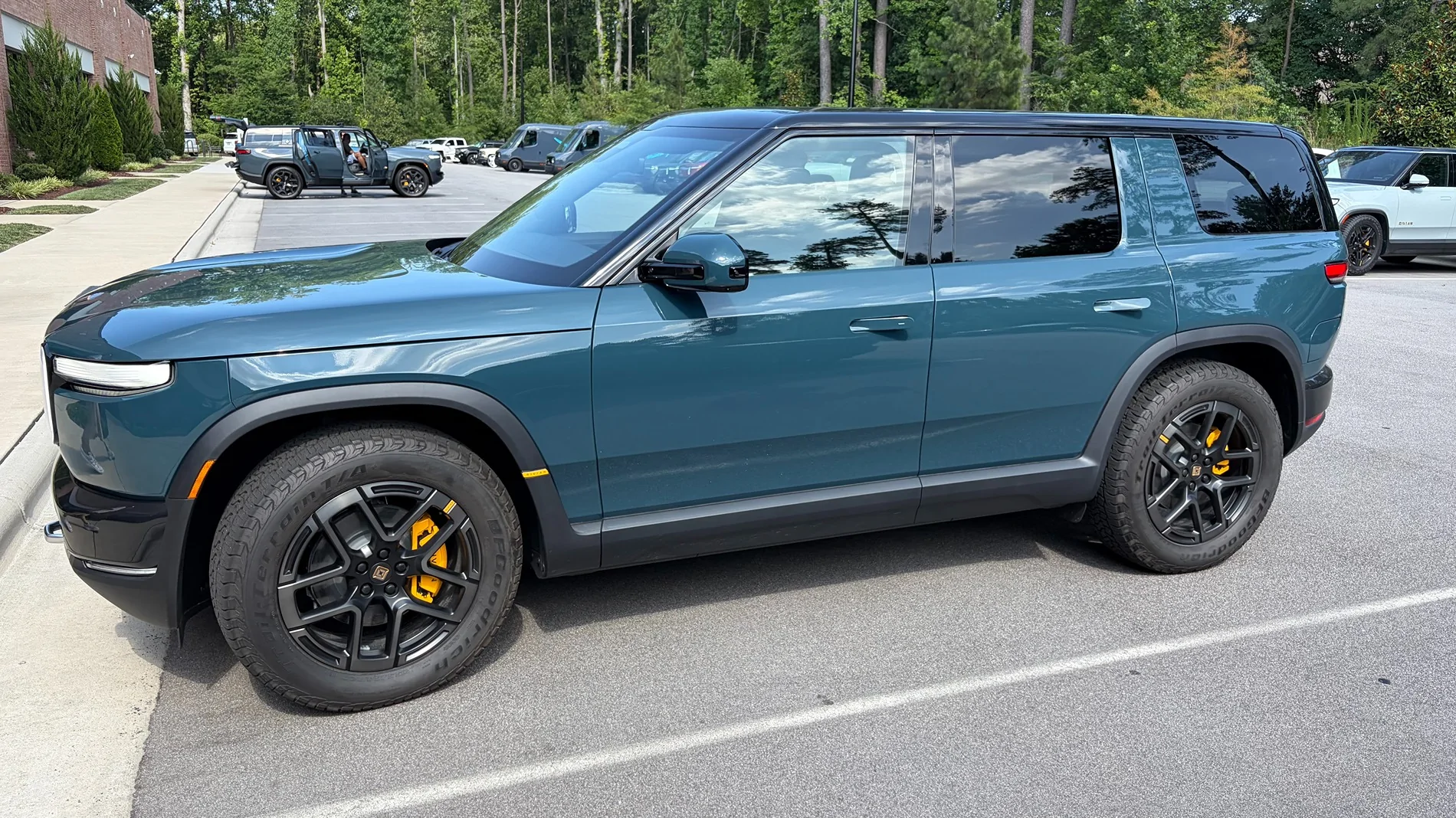 Rivian R1T R1S Finished R2 demo test drive? Share your review / impressions IMG_1278