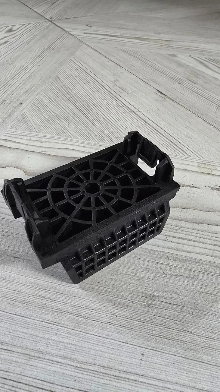 Rivian R1T R1S R2 Jack Point Design - Potential Issues / Challenges 20260723_131123
