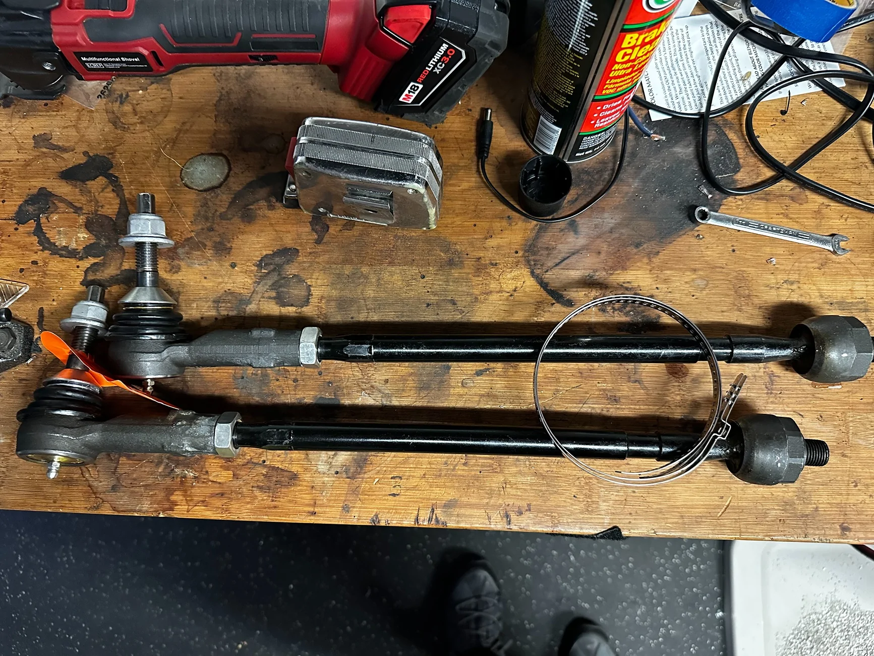 Rivian R1T R1S Upgrading Gen 1 (14mm) Tie Rods to Stronger Gen 2 (16mm) Tie Rods 2026-07-16 20.19.15